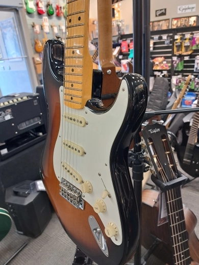 Fender Eric Johnson Stratocaster 3